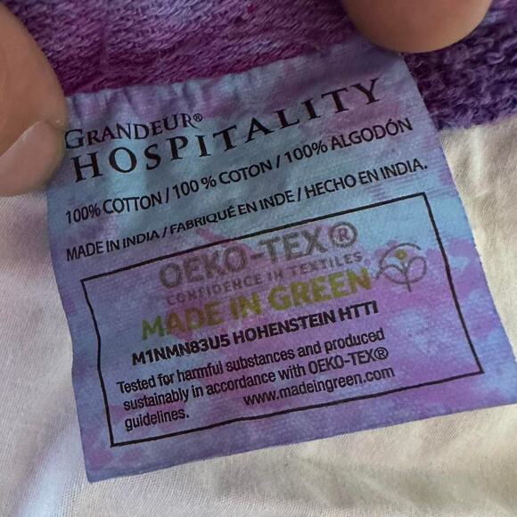 Brand New Tie Dye Towel Dimensions: 29” x 49” - Picture 6 of 8